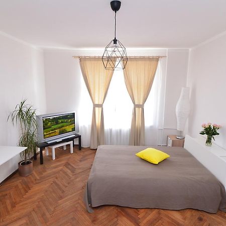 Ferienwohnung Beatrises Apartamenti Riga Exterior foto